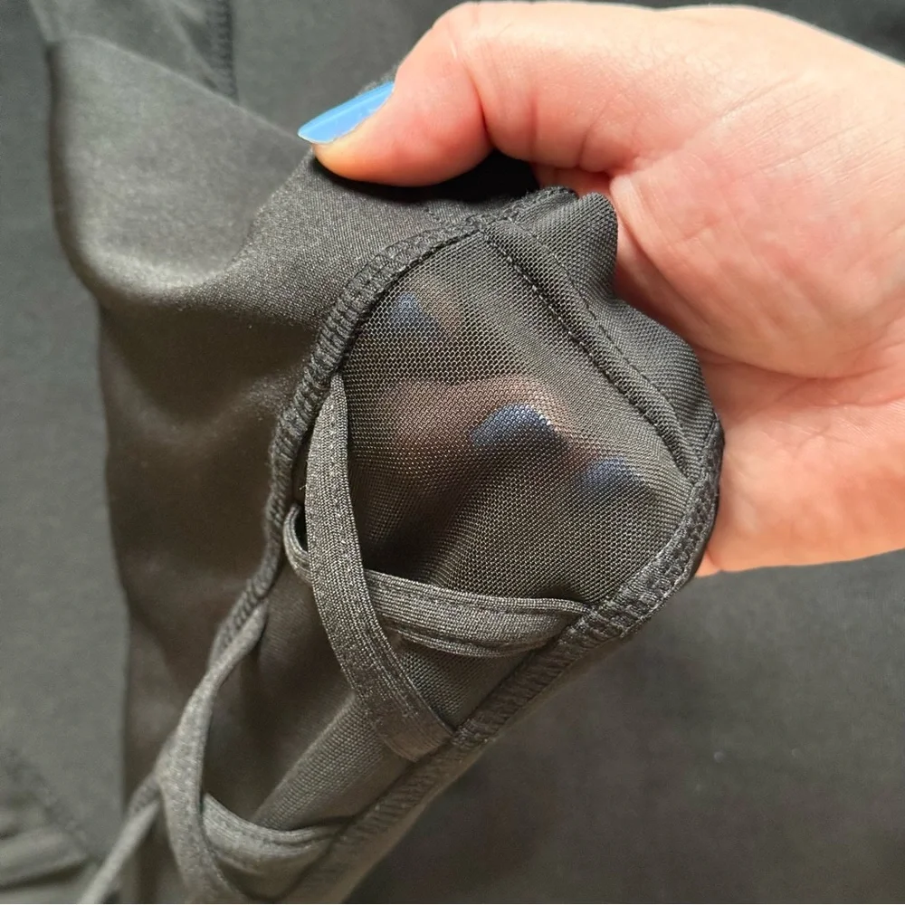 Pop Fit cropped black compression leggings, mesh inserts, sz 3xl - Picture 1 of 7